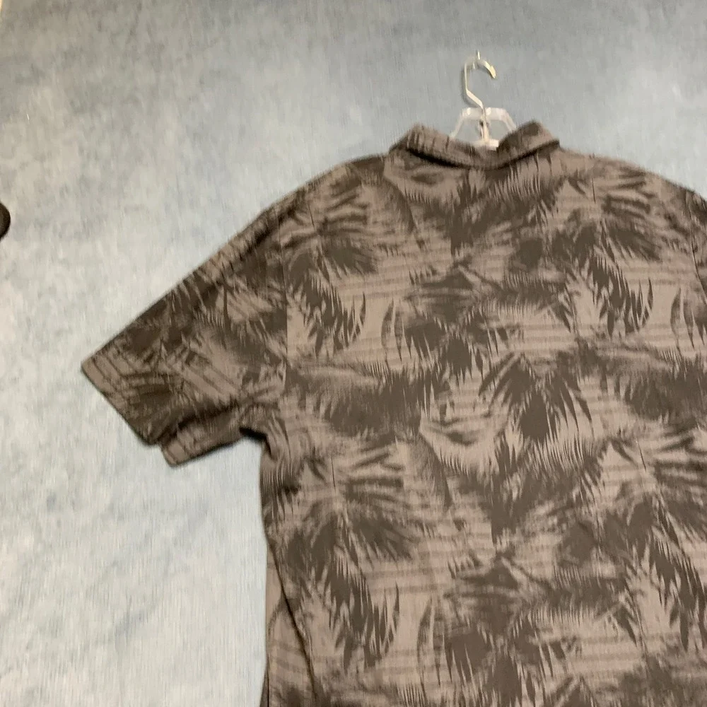 Travis Mathew Polo Shirt Mens XL Gray Palm Tree Collared Performance Golf Tennis